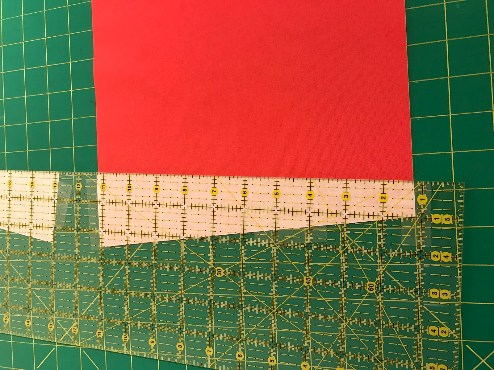 A Few Scraps: Making Wedge Quilts Without A Wedge Ruler
